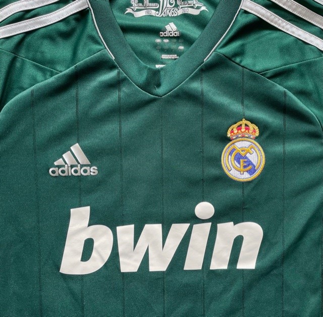 CAMISETA REAL MADRID ALTERNATIVA 2012/2013 (M) - Football History in shirts