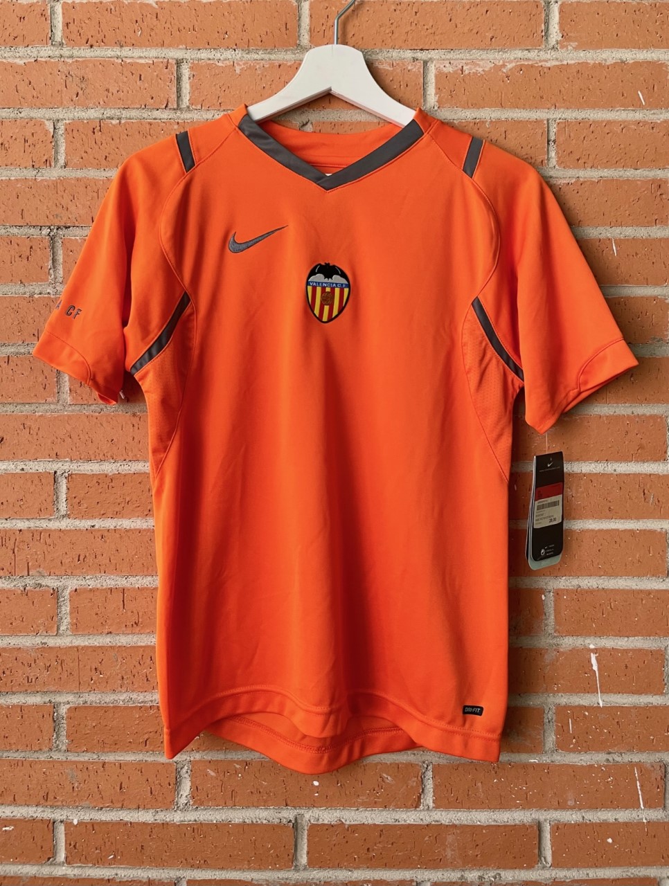 Isla de Alcatraz Gran engaño Salida hacia Camiseta Valencia training 2006/2007 (TALLA 14) *BNWT* - Football History  in shirts
