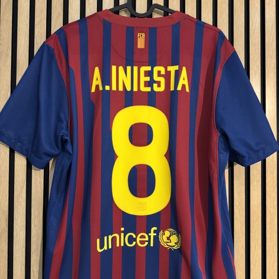 Camiseta FC Barcelona 2011/2012 local (Iniesta #8) (M) - Imagen 3